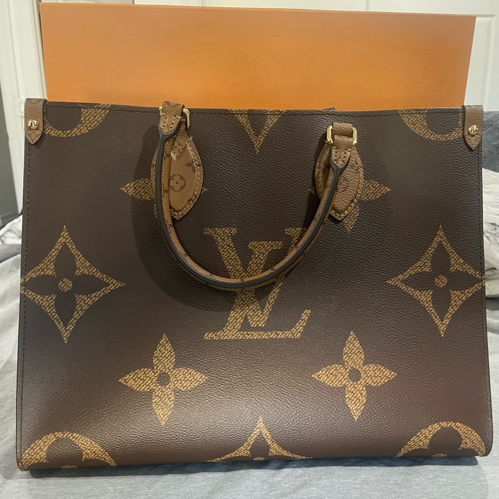 Louie Vuitton On The Go MM